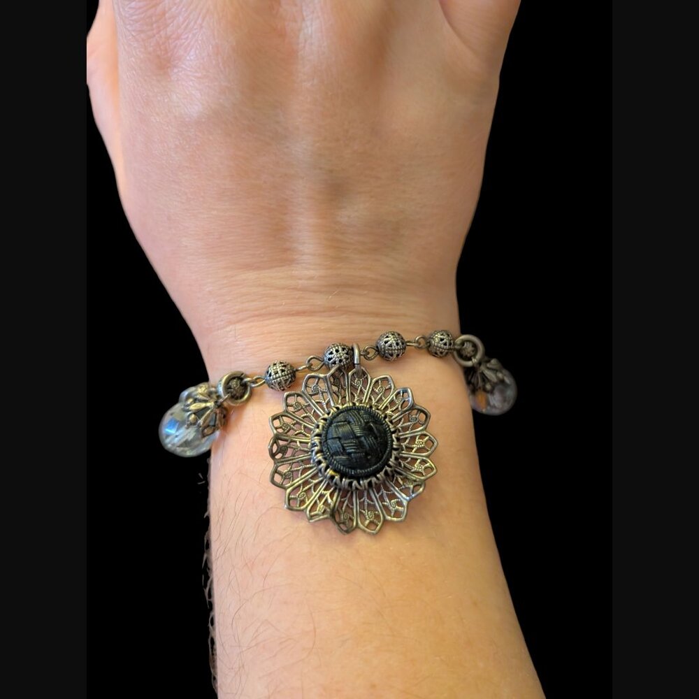 Vintage Grandmothers Buttons Antique Silver Tone Blue Crystal Filigree Flower